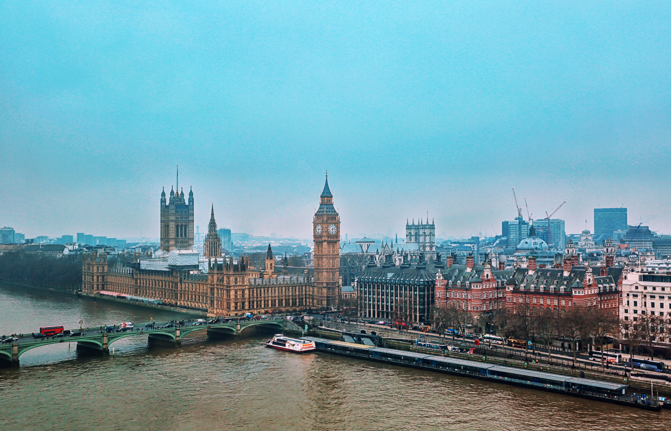 英国